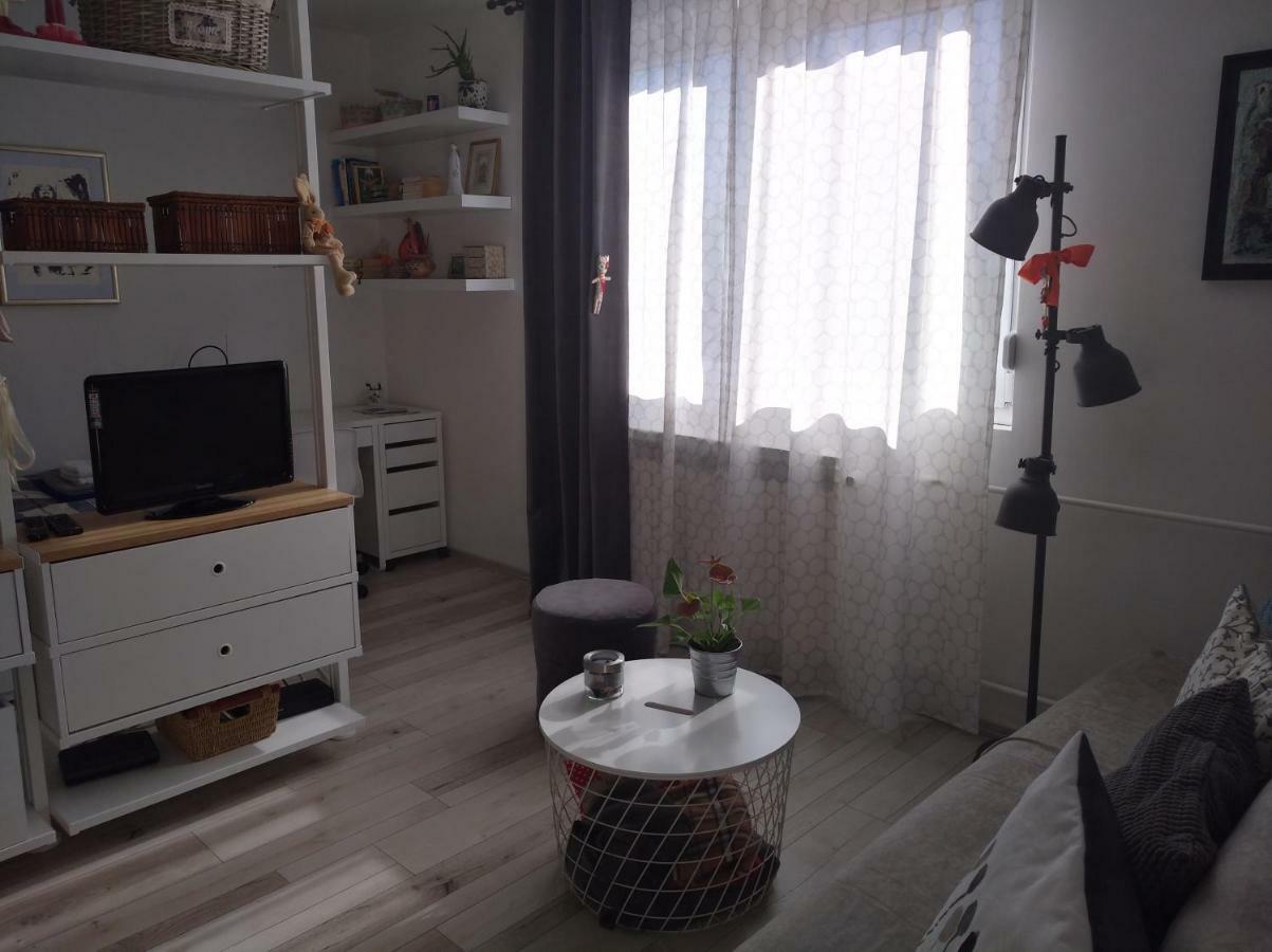 New Studio Apartment Sun With Free Parking Загреб Екстериор снимка