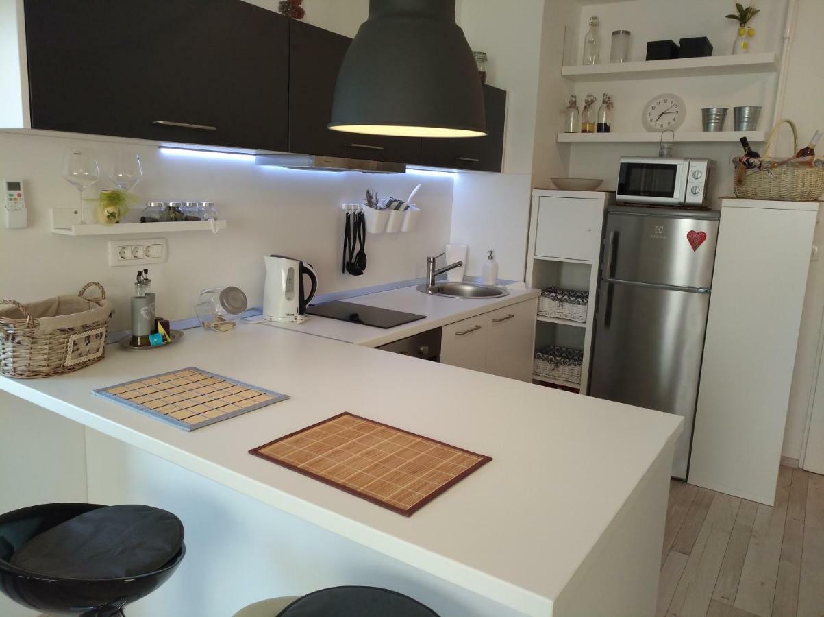 New Studio Apartment Sun With Free Parking Загреб Екстериор снимка