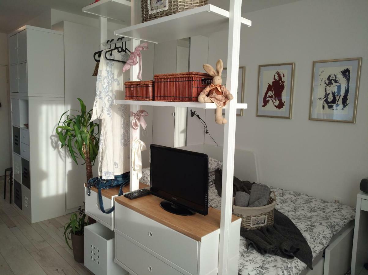 New Studio Apartment Sun With Free Parking Загреб Екстериор снимка